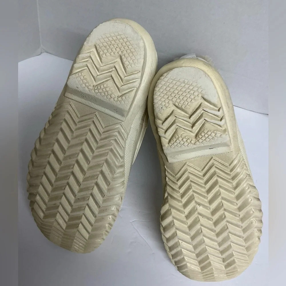 Sorel step into